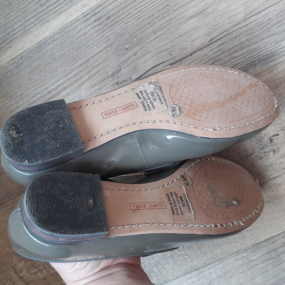 Vince Camuto Patent Leather Slip On Loafer Sz 6 - Picture 5 of 5